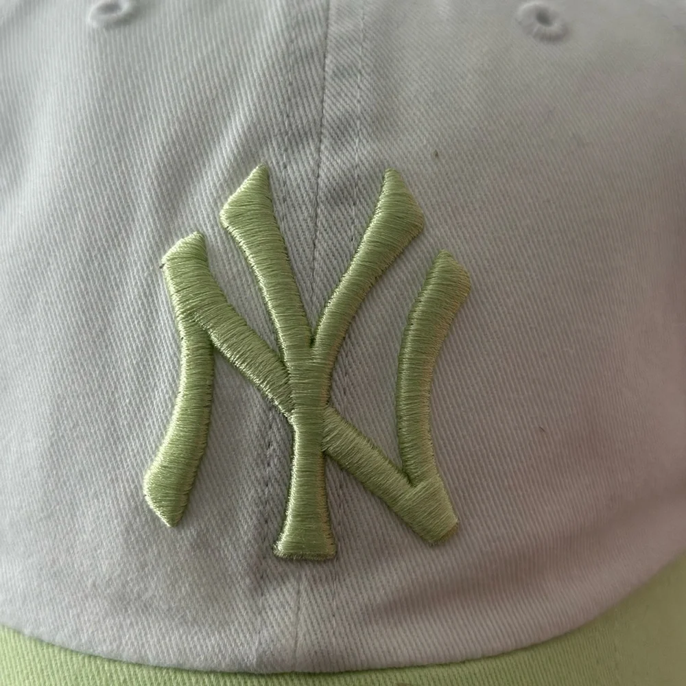 47 NY Adult Cap - White and Light Green - Picture 2 of 7